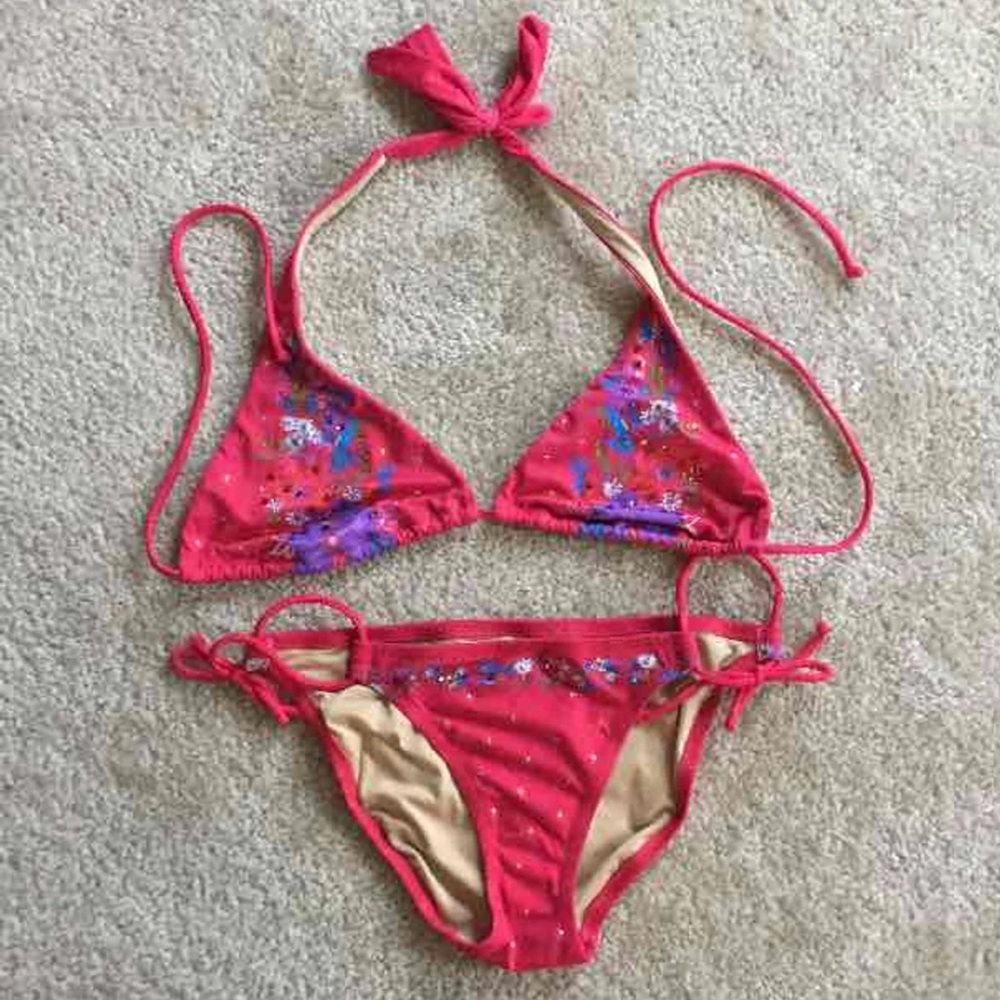 VS Lg Top/Sm Bottom Embellished Bikini